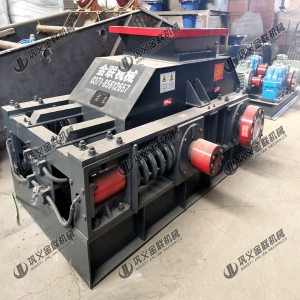 2PG0806中型對輥破碎制砂機發貨圖片