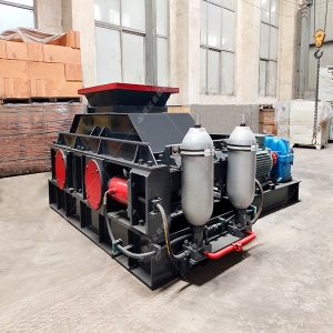 800x600中型對(duì)輥破碎機(jī)-對(duì)輥式破碎機(jī)發(fā)往廣西