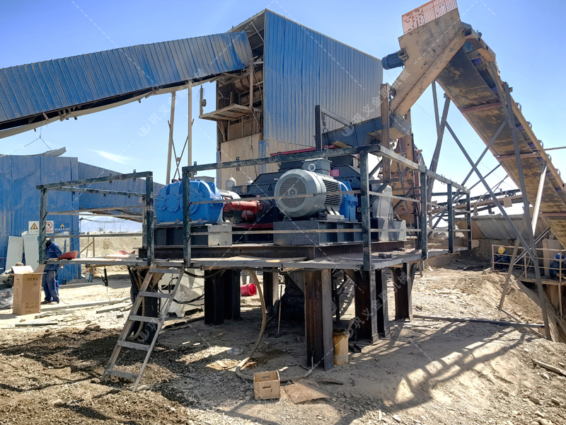 液壓對輥破碎機:破解 “堵塞、磨損、成品差” 三大難題 液壓對輥破碎機:破解 “堵塞、磨損、成品差” 三大難題